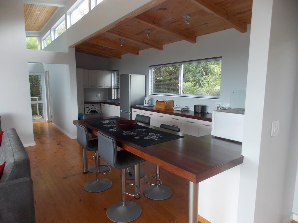 By The Sea Vacation Home Brenton-on-Sea Exterior photo